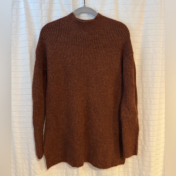 Old Navy Cozy Brown Knit Sweater - Picture 1 of 7